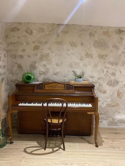 Loft En Plein Coeur Du Village Saint-Paul-de-Vence Exterior photo